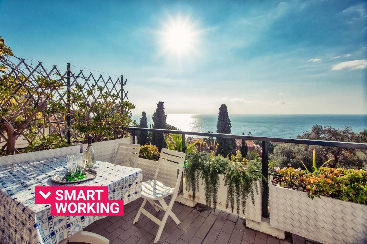 Una Terrazza Sul Golfo Di Ospedaletti By Wonderful Italy מראה חיצוני תמונה