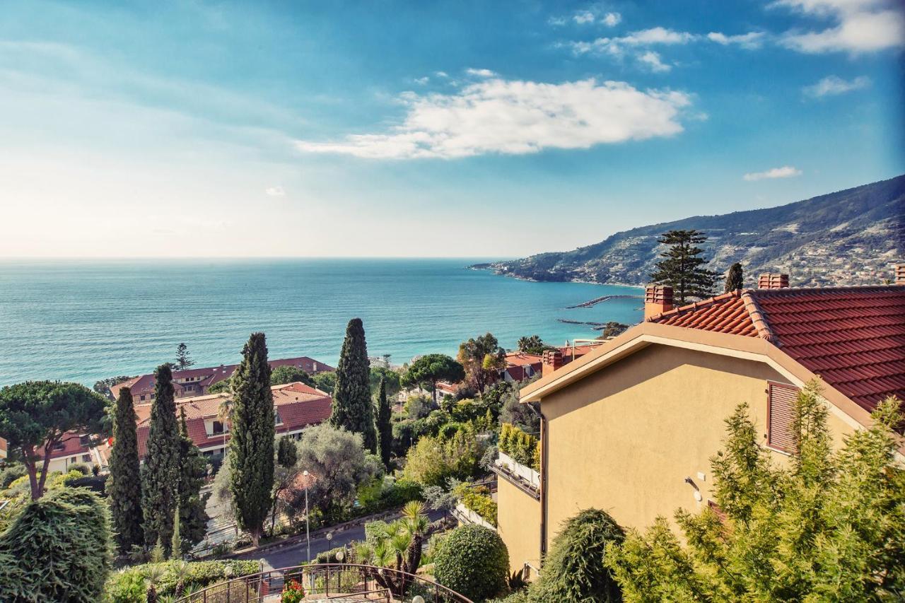 Una Terrazza Sul Golfo Di Ospedaletti By Wonderful Italy מראה חיצוני תמונה